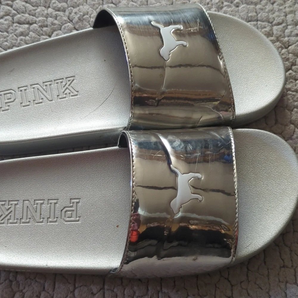 Pink sandals - Picture 2 of 3